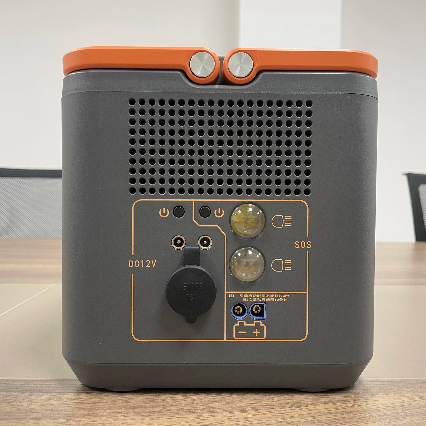 500W Portable Solar Power Station with LiFePO4 Battery