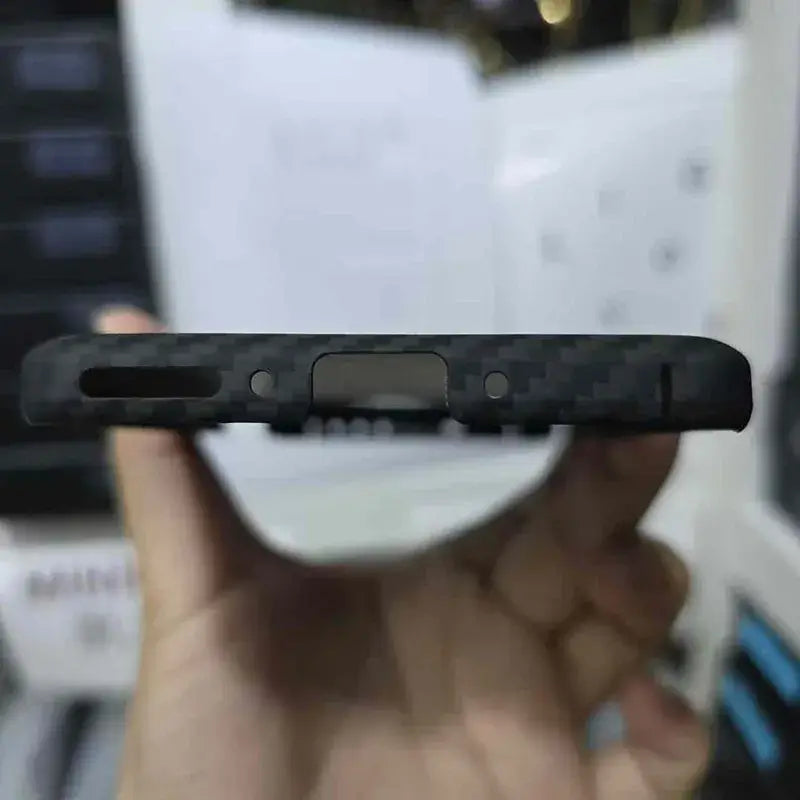 Case for Oneplus 13 Magnetic Carbon Fiber Protective Cover