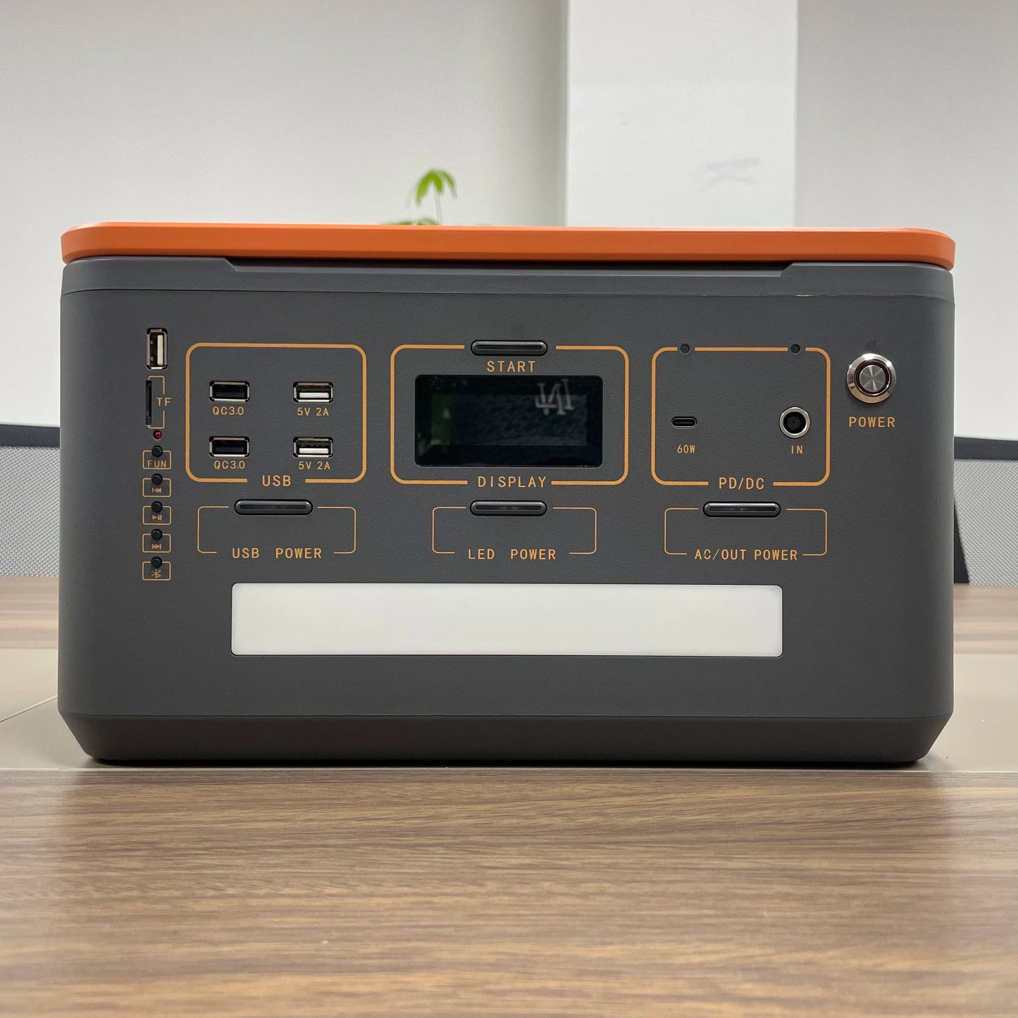 500W Portable Solar Power Station with LiFePO4 Battery