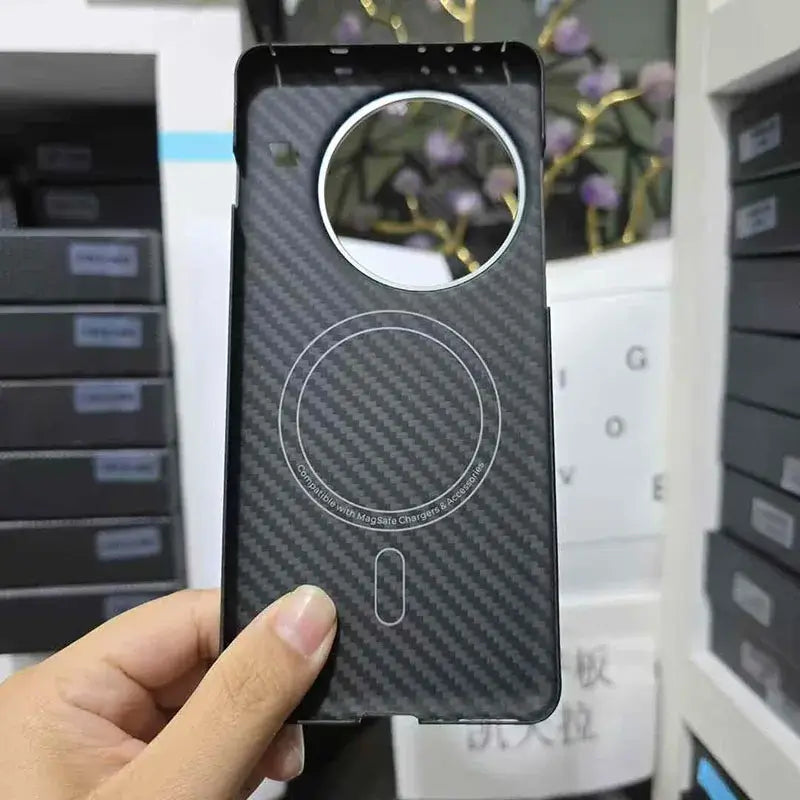 Case for Oneplus 13 Magnetic Carbon Fiber Protective Cover